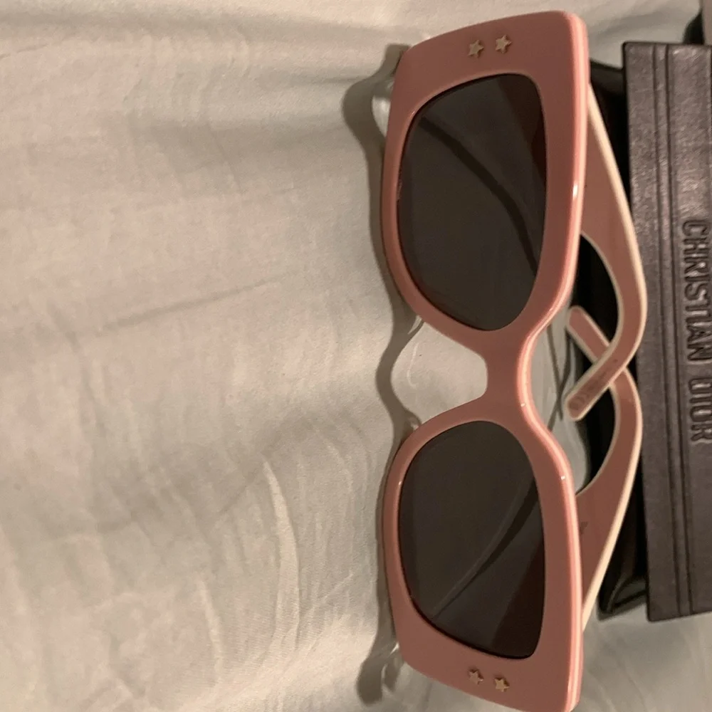 Brand new and authentic limited edition fashion pink cat like sunglasses CHANEL